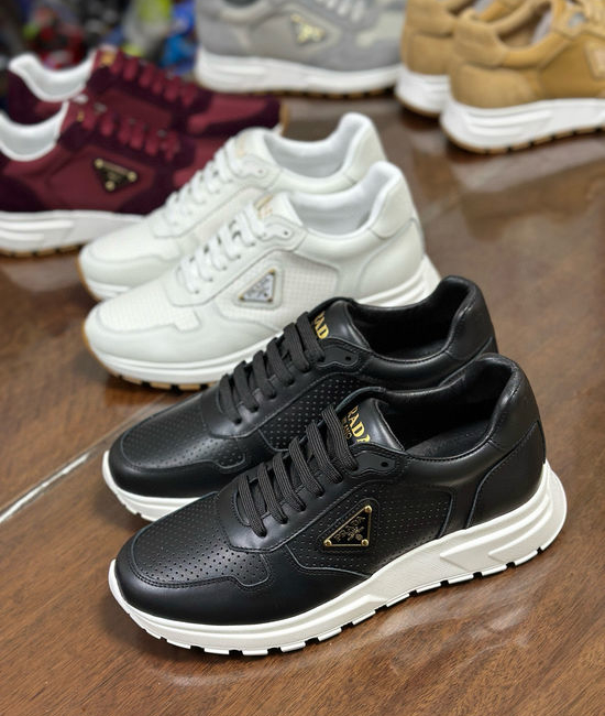 Prada Premium Leather Sneakers with Breathable Design and Durable Sole