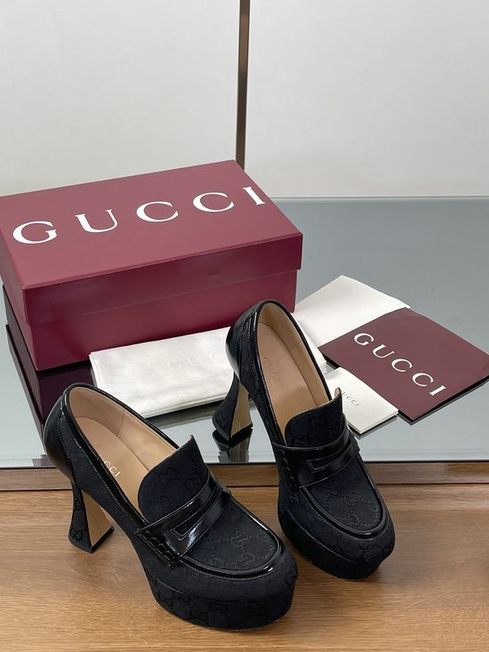 Gucci Equestrian Embellished Platform Mary Jane Heel Shoes