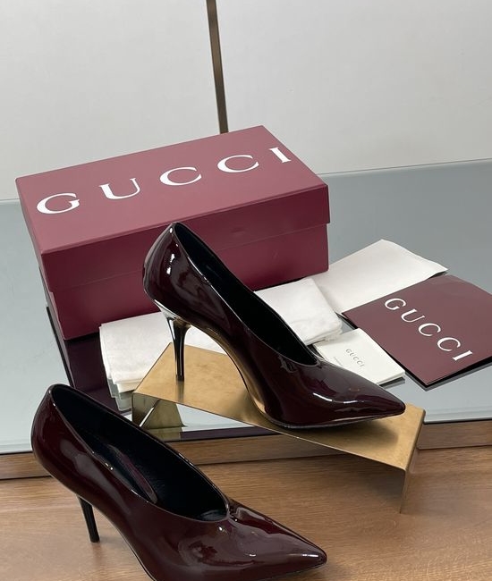 Gucci Pointed Toe Stiletto Pumps Premium Leather Lining