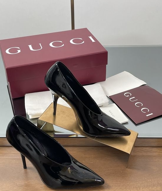 Gucci Pointed Toe Stiletto Pumps Premium Leather Lining