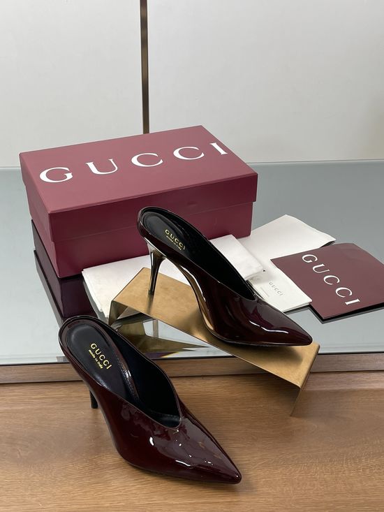 Gucci V Cut Patent Leather High Heel Dress Shoes