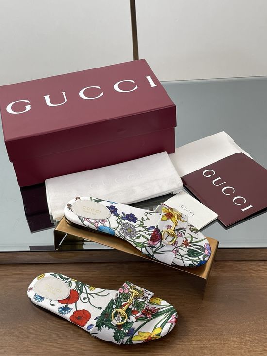 Gucci Horsebit Detail Printed Canvas Slide Sandals