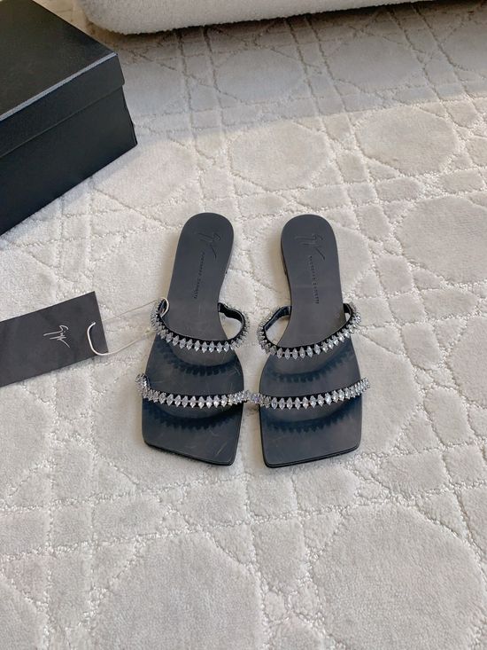 Giuseppe Zanotti Rhinestone Slide Sandals Elegant Genuine Leather Sole