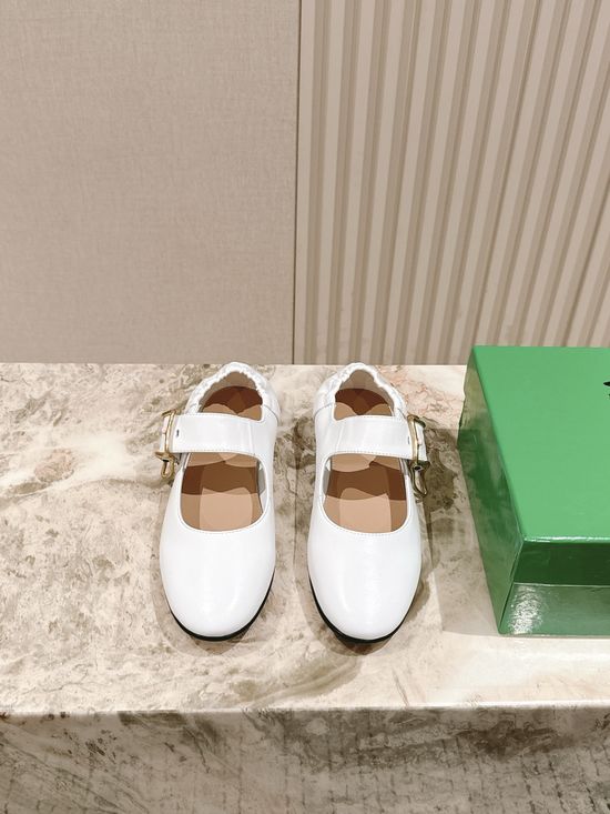 Bottega Veneta Genuine Leather Woven Round Toe Casual Work Flats
