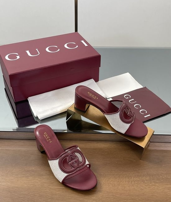 Gucci Hollow Out Canvas Open Toe Soft Slippers
