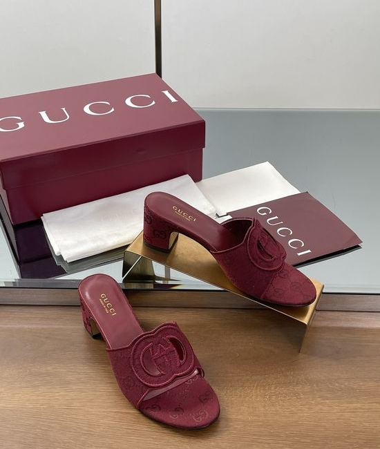 Gucci Hollow Out Canvas Open Toe Comfortable Slippers