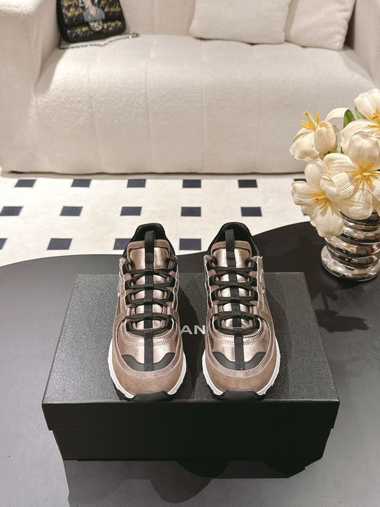 Chanel Cowhide Platform Casual Sneakers Comfortable Versatile Footwear