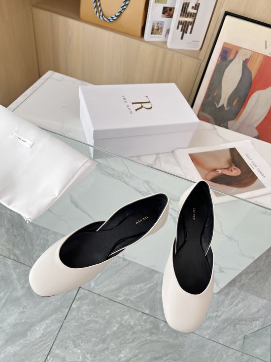 The Row Vintage Style Leather Mules Soft Comfortable Slip On Shoes