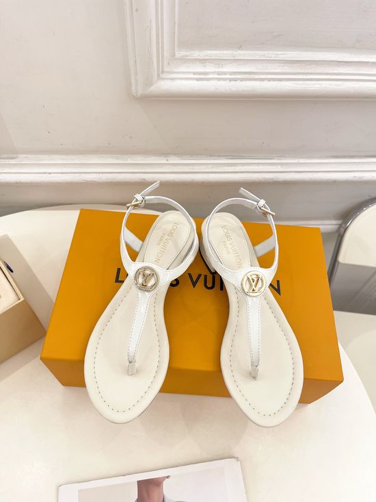 Louis Vuitton Patent Leather Thong Sandals with Premium Leather Outsole