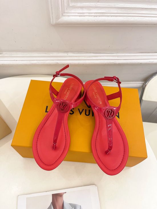 Louis Vuitton Patent Leather Thong Sandals with Premium Leather Outsole