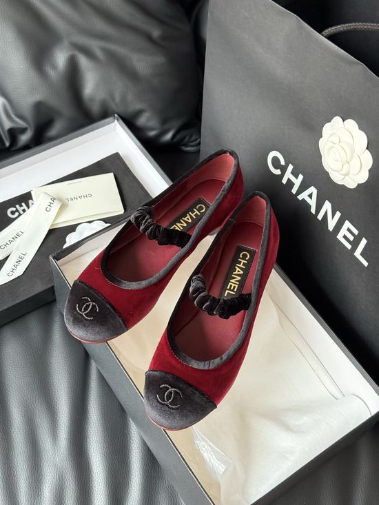 Chanel Elegant Velvet Mary Jane Shoes Soft Lining Sole