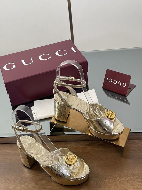 Gucci Cracked Leather Double G Decor Quilted Platform Sandals