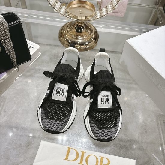 Christian Dior CD Comfortable Breathable Casual Sneakers with Anti-slip Sole