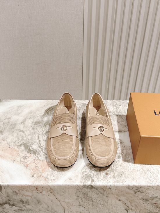 Louis Vuitton Comfortable Satin Pearl Decor Elegant Ballet Flats