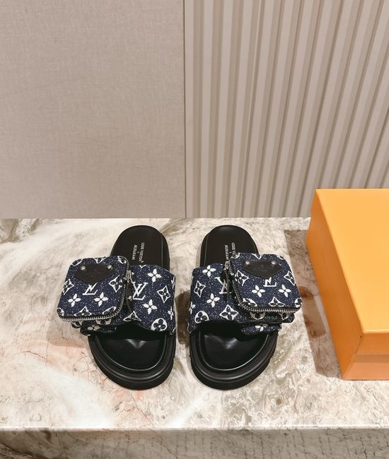 Louis Vuitton LV Stylish Removable Pouch Anti-slip Casual Slippers