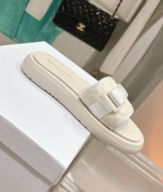Louis Vuitton LV Embroidered Beach Slides with Adjustable Hook and Loop Strap