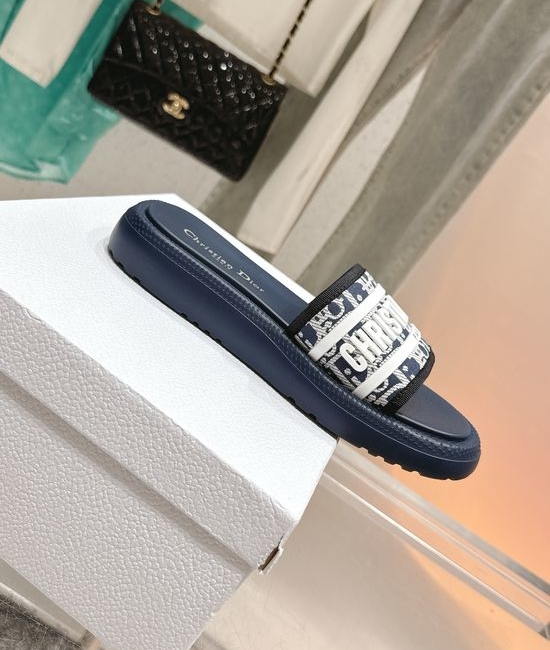Louis Vuitton LV Leather Upper Embroidered Beach Slides with Hook Loop