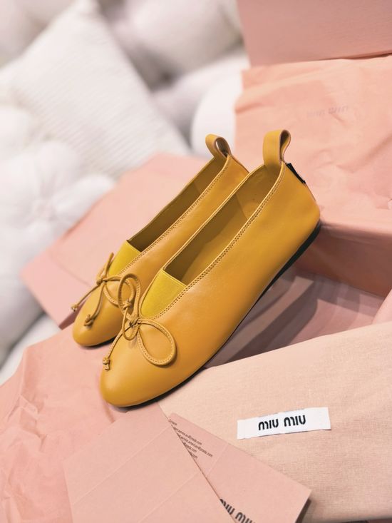 Miu Miu Soft Sheepskin Bow Decor Flat Ballet Shoes