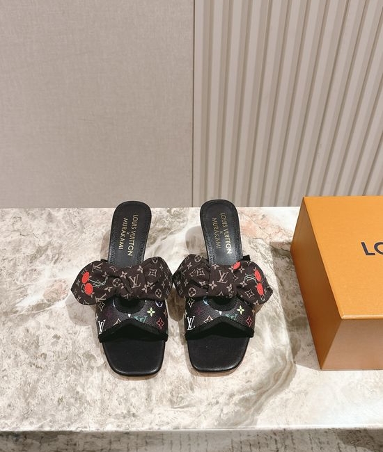 Louis Vuitton LV Chic Chunky Heel Buckle Strap Casual Shoes