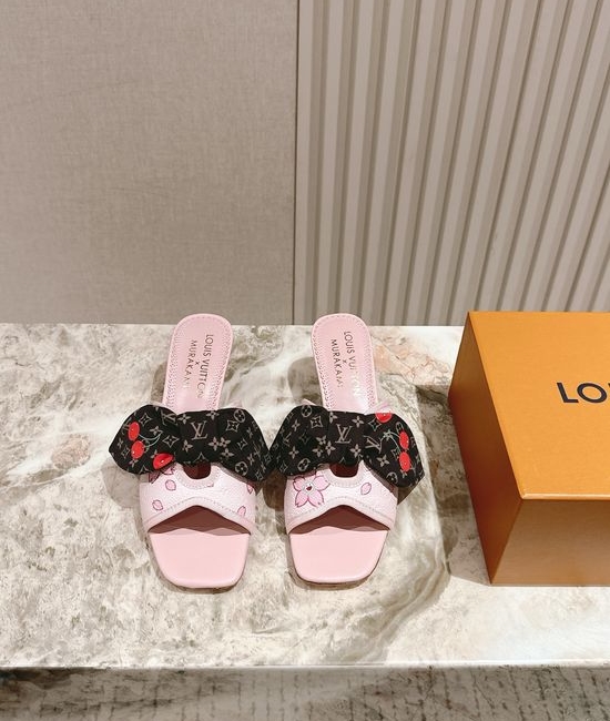 Louis Vuitton LV Chic Chunky Heel Buckle Strap Casual Shoes