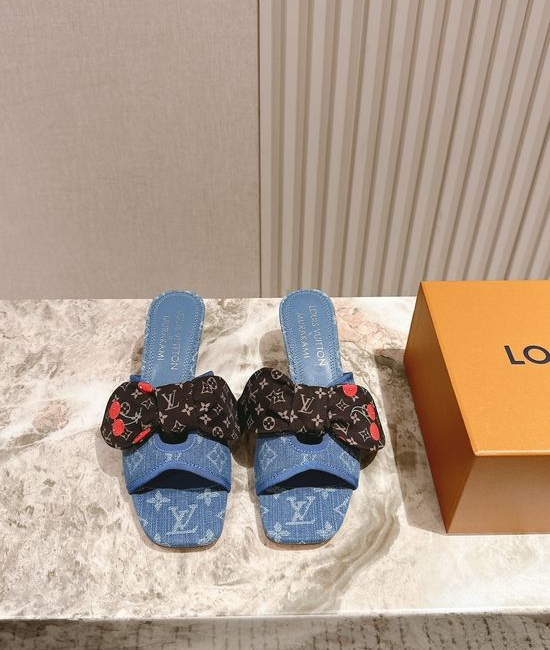 Louis Vuitton LV Chic Chunky Heel Buckle Strap Casual Shoes