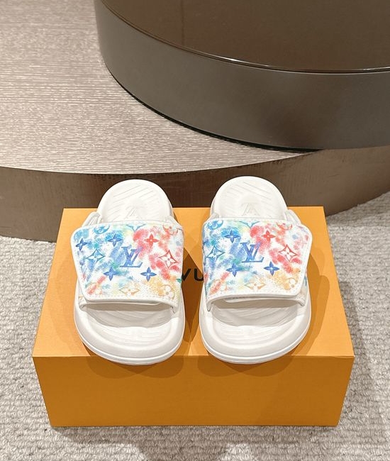 Louis Vuitton LV Platform Slides Monogram Pattern Leather Non-Slip Comfortable Slippers