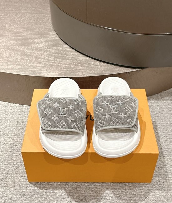 Louis Vuitton LV Platform Slides Monogram Pattern Leather Non-Slip Comfortable Slippers