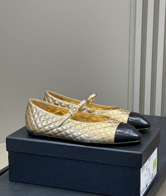 Chanel Quilted Leather Mary Janes Classic Elegant Daily Shoes