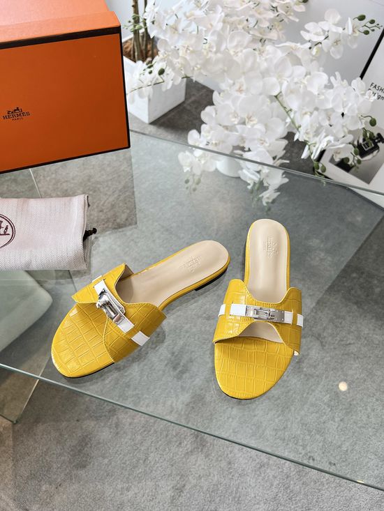 Hermes Casual Flat Slides with Rubber and Leather Sole