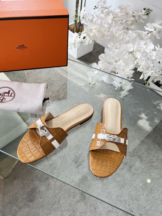 Hermes Casual Flat Slides with Rubber and Leather Sole