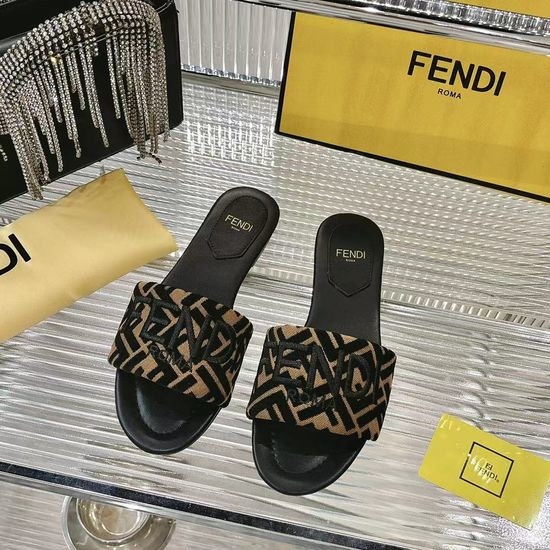 Fendi Comfort Slip On Mules With Premium Upper Material