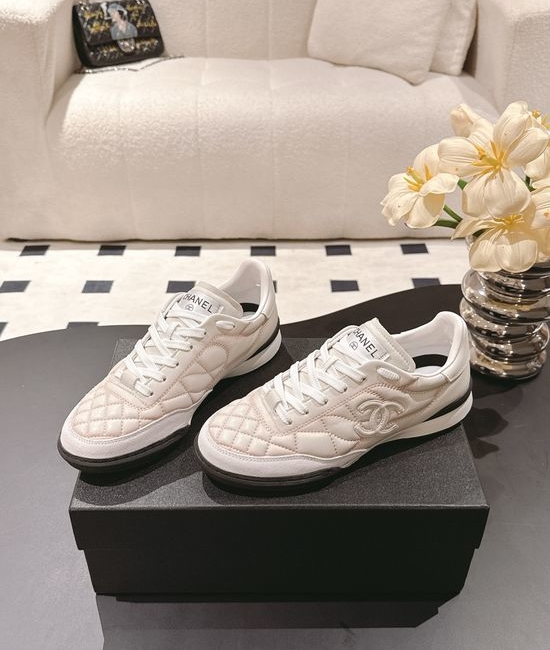 Chanel Graffiti Print Pattern Comfortable Casual Sneakers