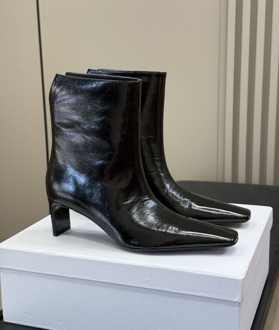 Khaite Stylish Square Toe Low Heel Easy Wear Leather Short Boots