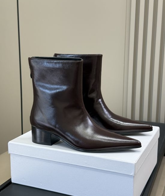 Khaite Elegant Pointed Toe Chunky Heel Leather Short Boots