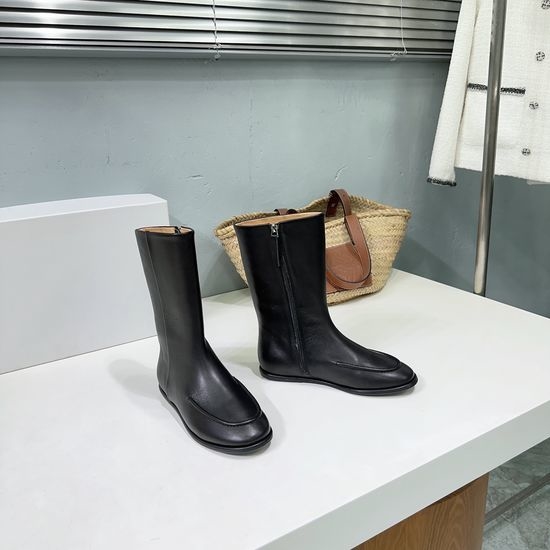 The Row Round Toe Flat Short Boots Comfortable Slim Leg Design