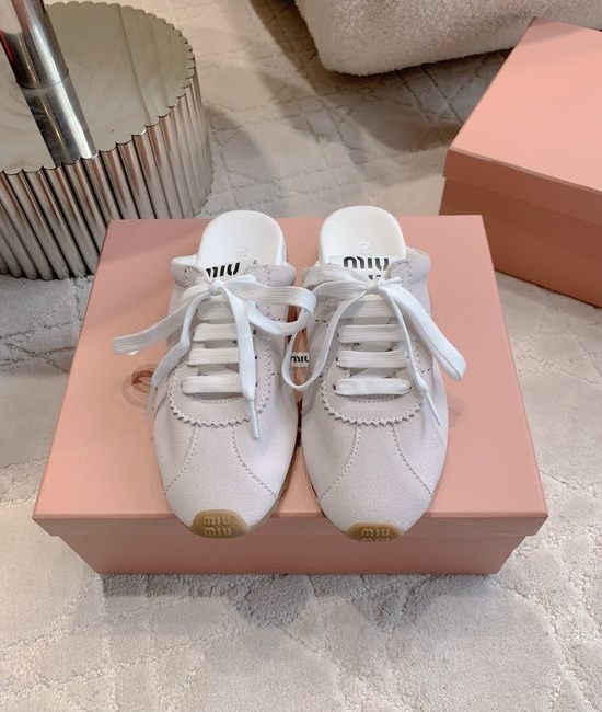 Miu Miu Leather Upper Casual Mule Sneakers Comfortable Non-slip Versatile Shoes