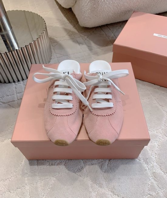 Miu Miu Leather Upper Casual Mule Sneakers Comfortable Non-slip Versatile Shoes