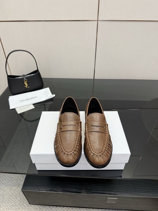 Yves Saint Laurent Classic Small Logo Loafer Shoes Almond Toe Leather Footwear