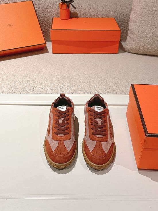 Hermes Premium Suede Contrast Detail Casual Sneakers