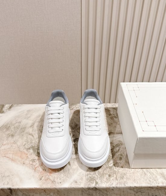 Gucci Cowhide Upper Platform Thick Sole Casual Comfortable Shoes