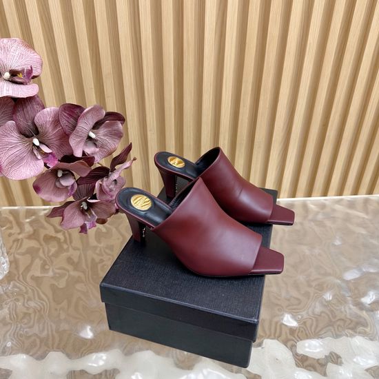 Yves Saint Laurent Classic Chunky Heel Leather Open Toe Sandals