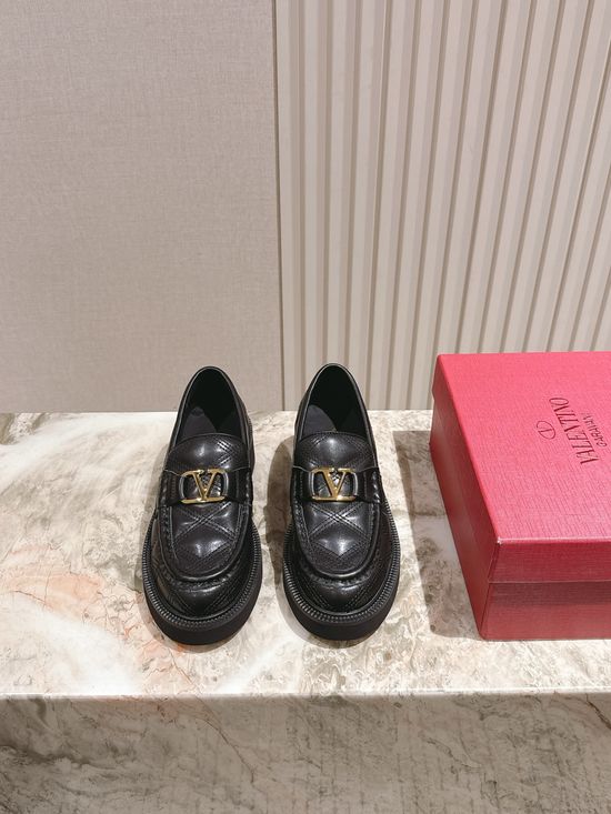 Valentino Stylish Loafers with Silk Leather and Gear Sole