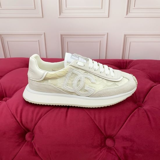 Dolce & Gabbana Luxury Leather Shoes with Delicate 3D Craftsmanship