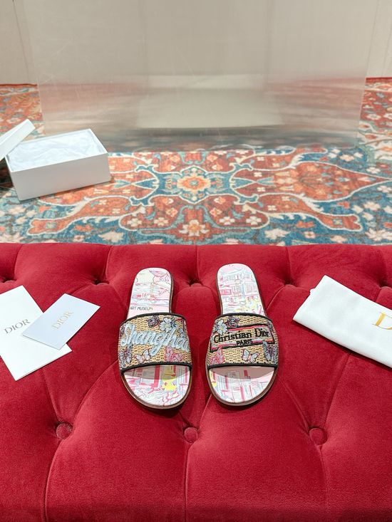 Christian Dior Woven Flat Slide Sandals Embroidered Detail Premium Leather Sole
