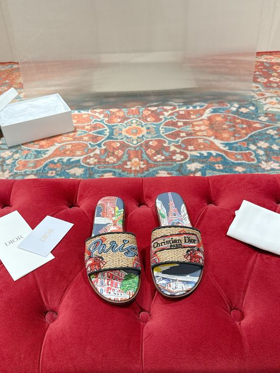 Christian Dior Woven Flat Slide Sandals Embroidered Detail Premium Leather Sole