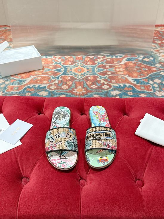 Christian Dior Woven Flat Slide Sandals Embroidered Detail Premium Leather Sole