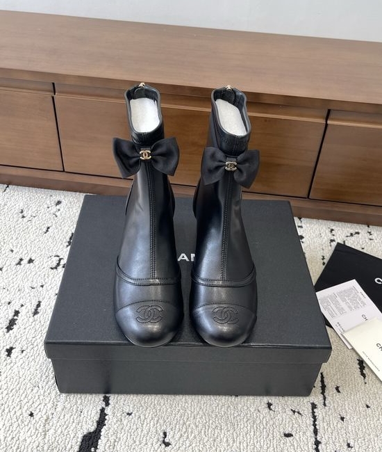 Chanel Elegant Ballet Boots with Bow and Embroidery