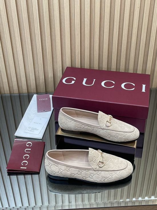 Gucci Embossed Suede Loafer Shoes Soft Elegant Classic Daily Footwear