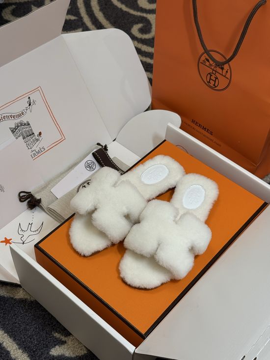 Hermes Shearling Lined Slippers Soft Leather Sole Warm