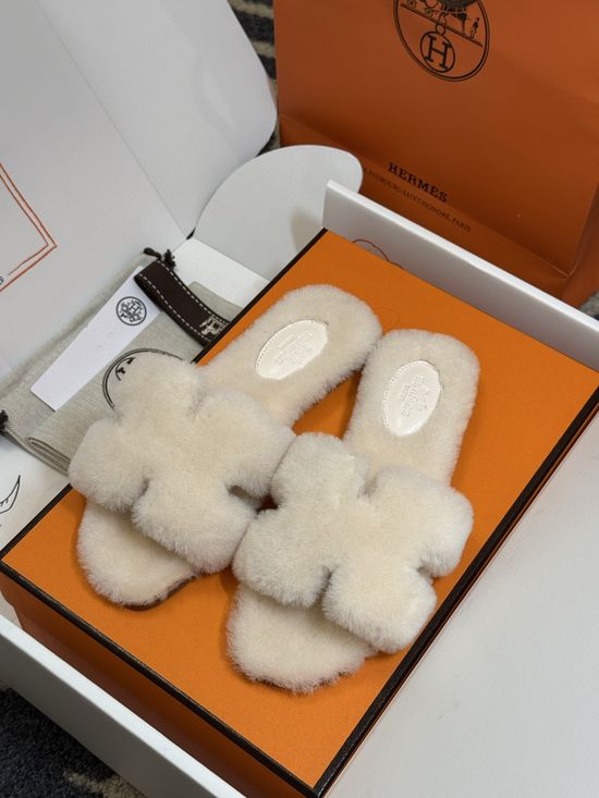Hermes Shearling Lined Slippers Soft Leather Sole Warm